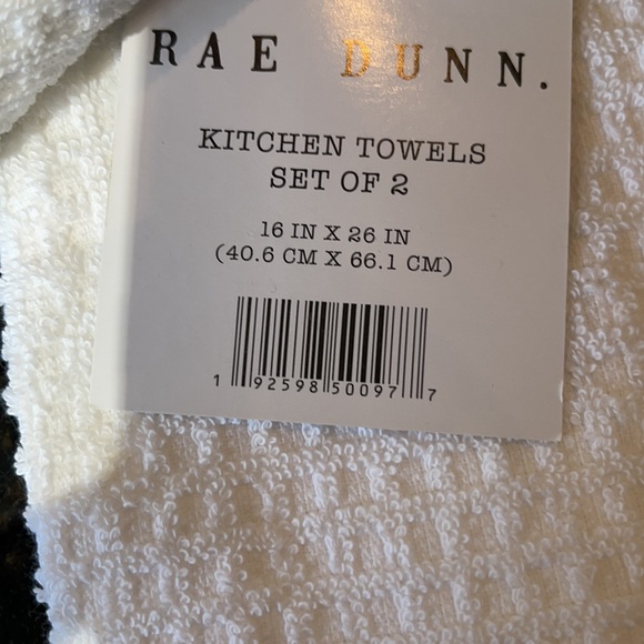 Rae Dunn - QUEEN BEE - tea towels - Picture 2 of 2